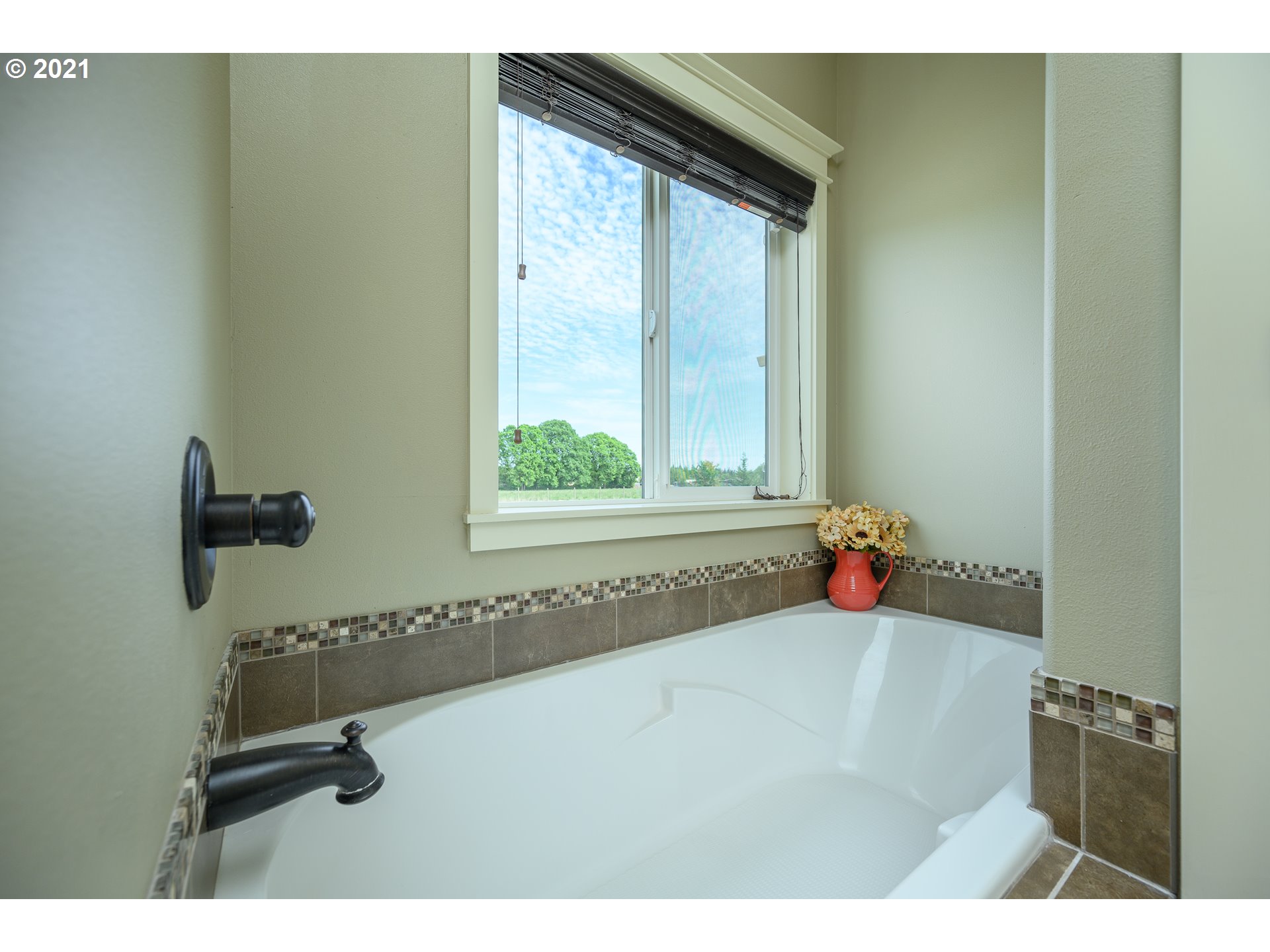 12905 Coyote Loop Road Newberg, OR 97132 - Photo 19 of 31 Gallery Image 19