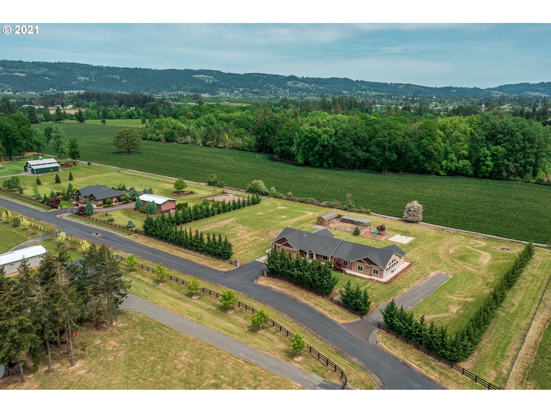 12905 Coyote Loop Road Newberg, OR 97132 - Photo 26 of 31 Gallery Image 26