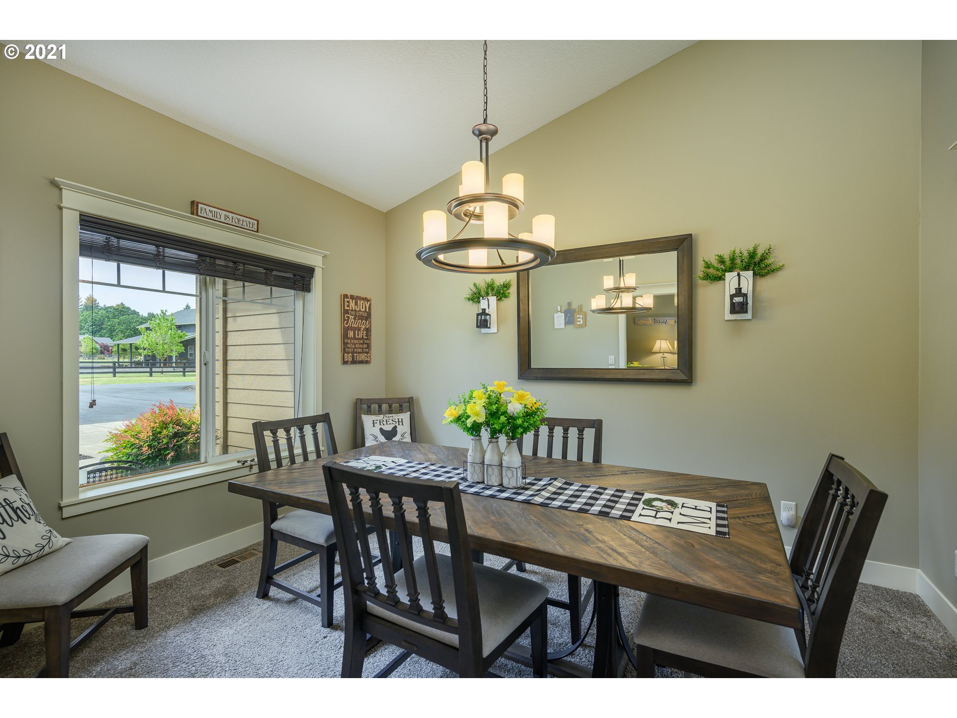12905 Coyote Loop Road Newberg, OR 97132 - Photo 4 of 31 Gallery Image 4