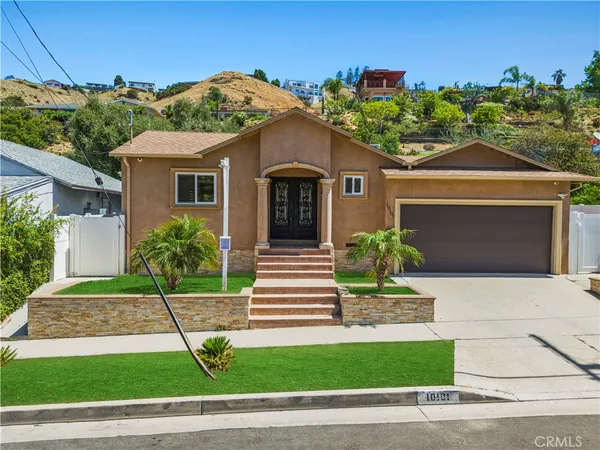 $1,399,000 | 10101 Lanark Street, Sun Valley, CA 91352