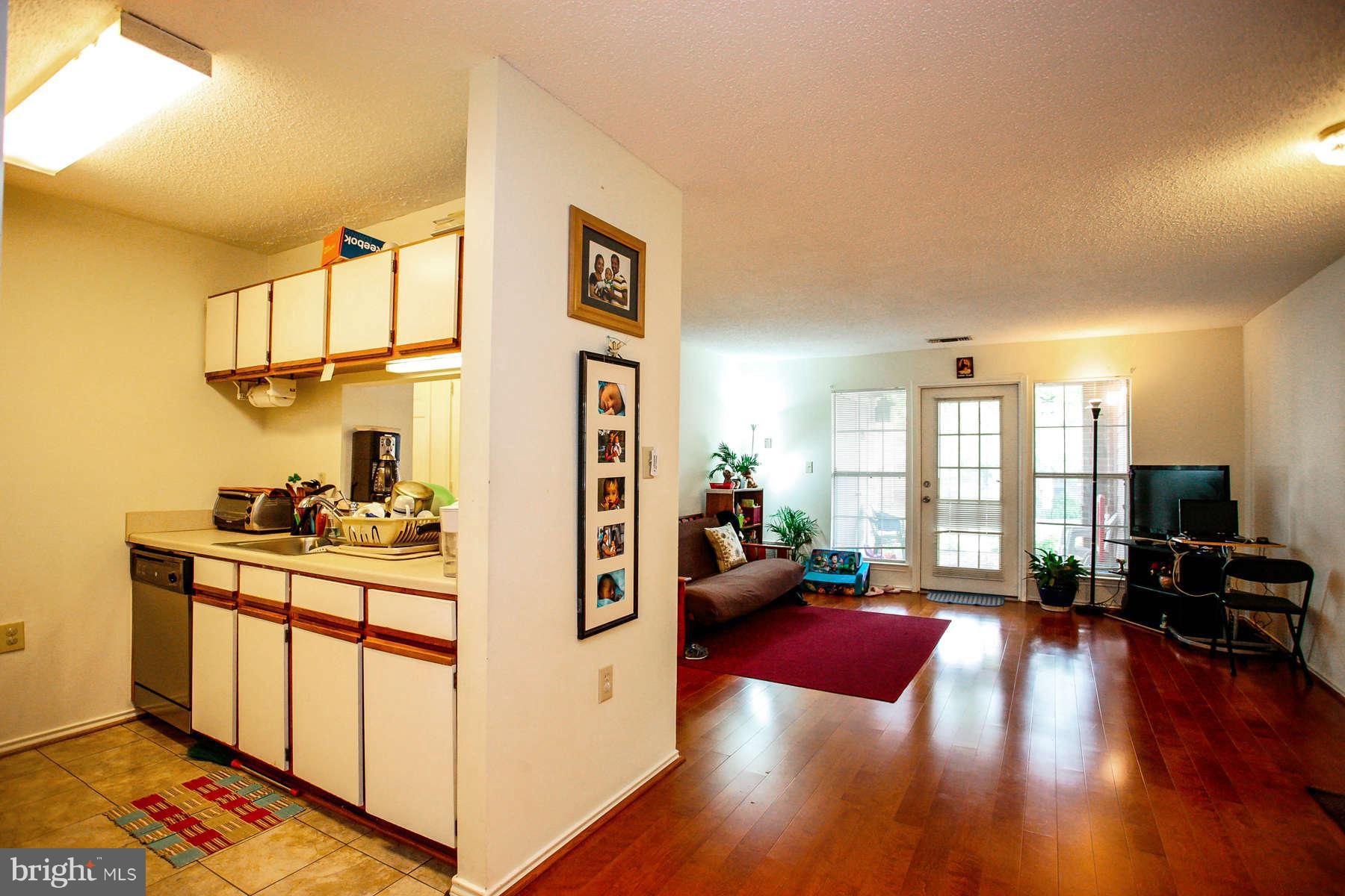 20965 Timber Ridge Terrace, Unit 102 Ashburn, VA 20147 - Photo 11 of 25 Interior (General)