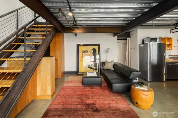 $1,250,000 | 1310 East Union Street, Unit 501, Seattle, WA 98122