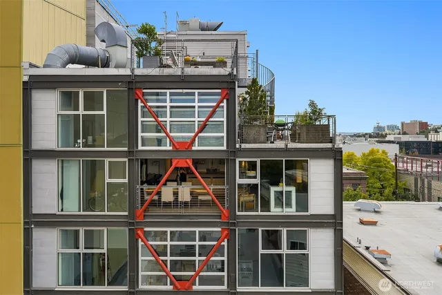 $1,250,000 | 1310 East Union Street, Unit 501, Seattle, WA 98122