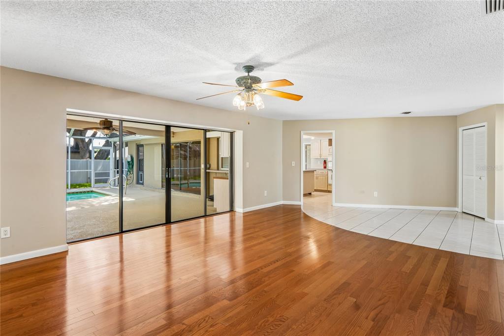 3133 Sandy Ridge Drive Clearwater, FL 33761 - Photo 15 of 52