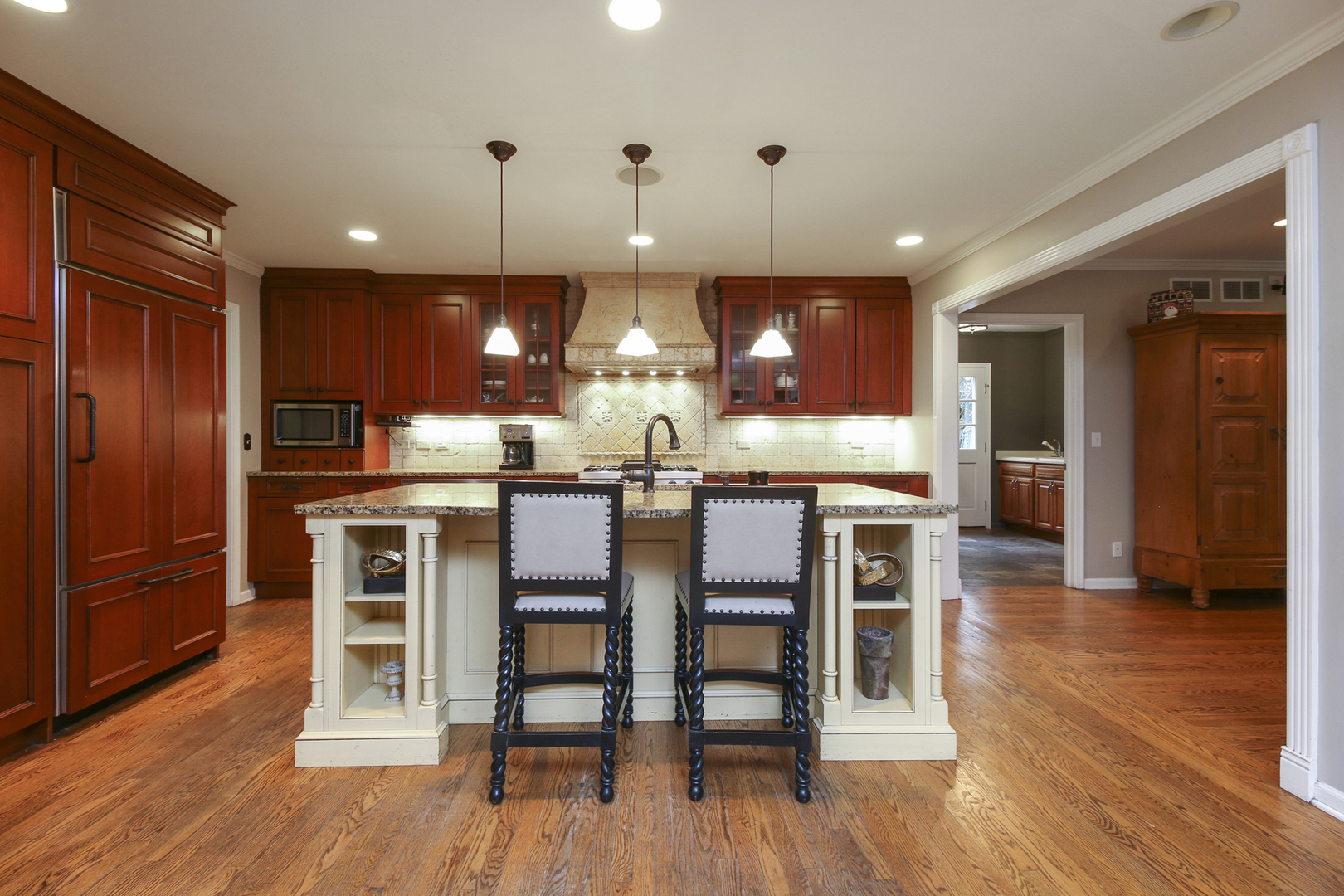 1601 Birch Road Northbrook, IL 60062 - Photo 7 of 34 Gallery Image 7