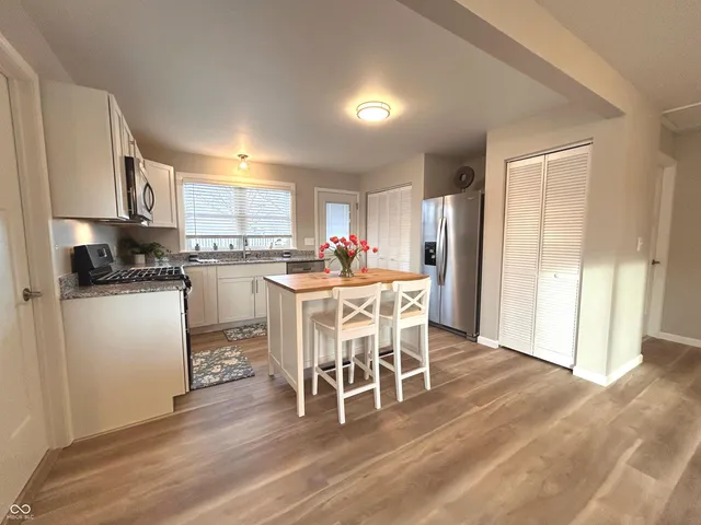 $224,000 | 1238 Mulberry Street, Taylorsville, IN 47280