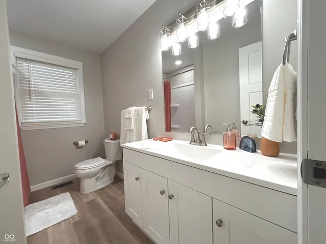 $224,000 | 1238 Mulberry Street, Taylorsville, IN 47280