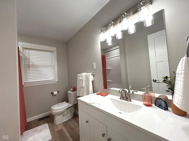 $224,000 | 1238 Mulberry Street, Taylorsville, IN 47280