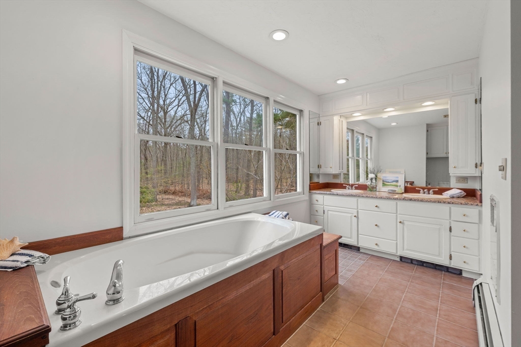37 Oak Ridge Road Boxford, MA 01921 - Photo 23 of 41 Gallery Image 23