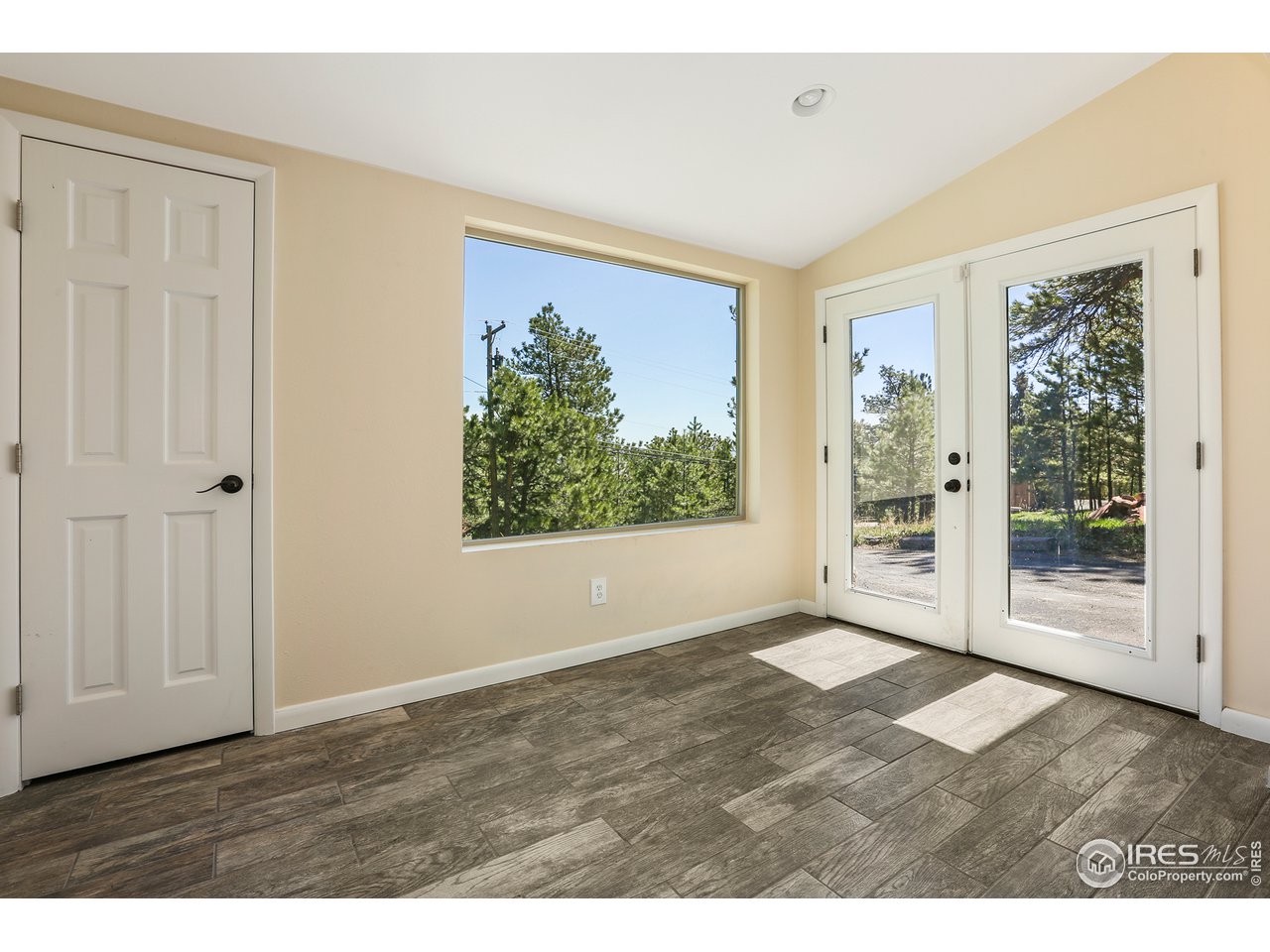 6177 Olde Stage Road Boulder, CO 80302 - Photo 22 of 33 Lower Level Entrance