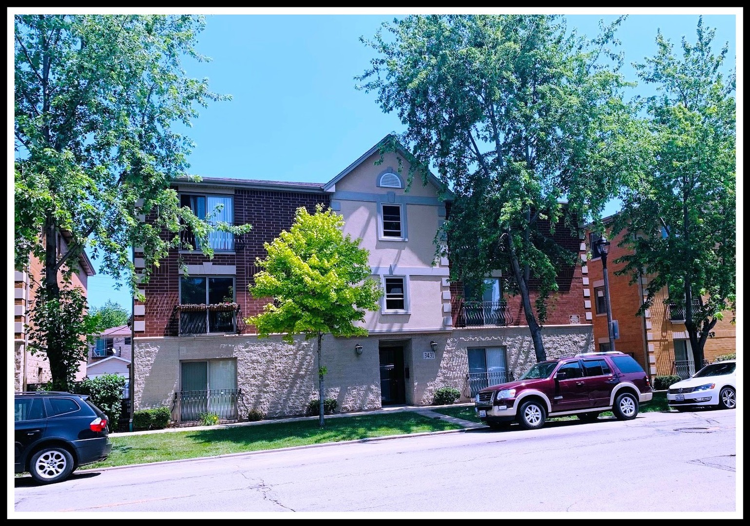 3431 Ridgeland Avenue, Unit 203 Berwyn, IL 60402 - Photo 1 of 18 a car parked in front of a house