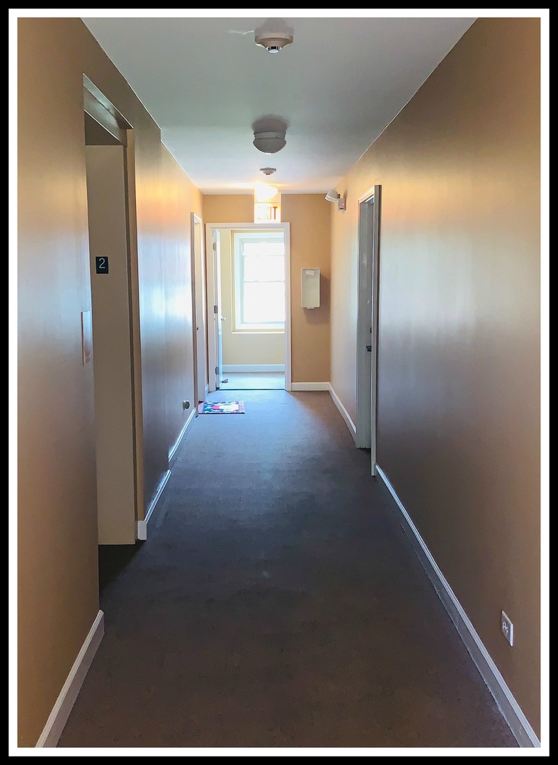 3431 Ridgeland Avenue, Unit 203 Berwyn, IL 60402 - Photo 16 of 18 a view of hallway