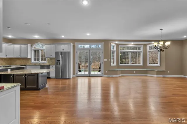 $1,195,000 | 2213 Crown Point Drive, Cape Girardeau, MO 63701