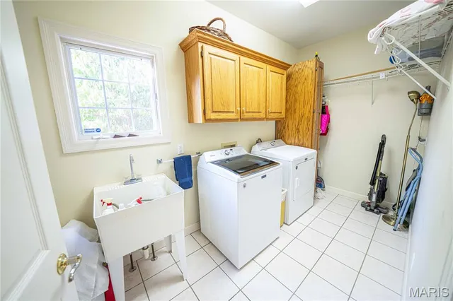 $1,350,000 | 2213 Crown Point Drive, Cape Girardeau, MO 63701