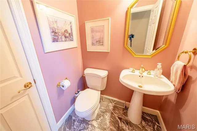 $1,350,000 | 2213 Crown Point Drive, Cape Girardeau, MO 63701