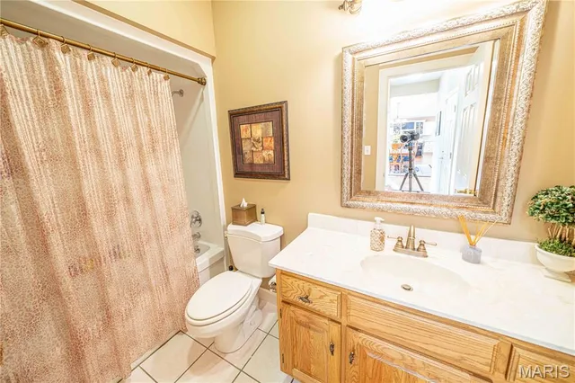 $1,350,000 | 2213 Crown Point Drive, Cape Girardeau, MO 63701