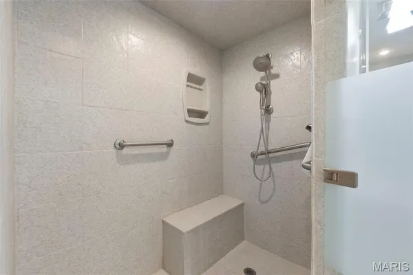 $1,195,000 | 2213 Crown Point Drive, Cape Girardeau, MO 63701