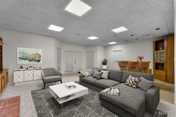 $1,195,000 | 2213 Crown Point Drive, Cape Girardeau, MO 63701