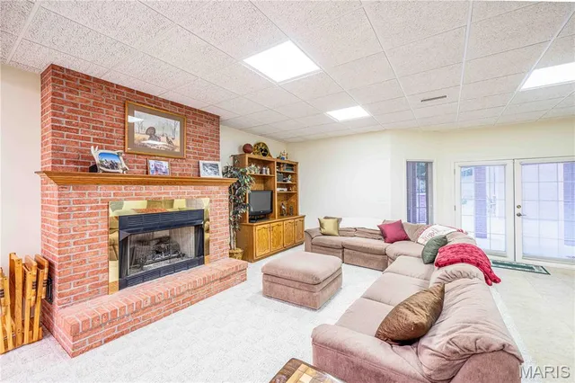 $1,350,000 | 2213 Crown Point Drive, Cape Girardeau, MO 63701