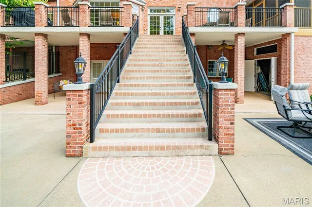 $1,350,000 | 2213 Crown Point Drive, Cape Girardeau, MO 63701