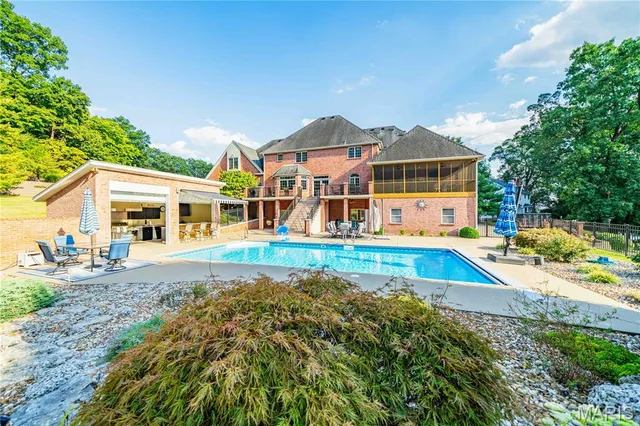 $1,195,000 | 2213 Crown Point Drive, Cape Girardeau, MO 63701