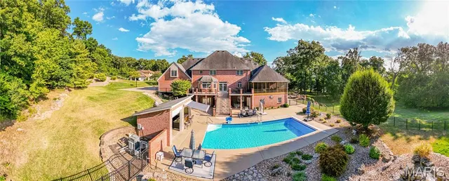 $1,350,000 | 2213 Crown Point Drive, Cape Girardeau, MO 63701