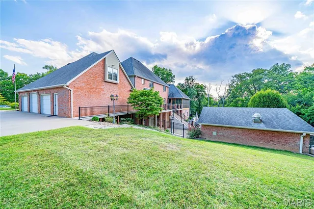 $1,350,000 | 2213 Crown Point Drive, Cape Girardeau, MO 63701