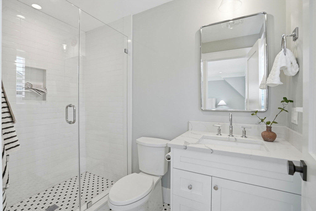 9 Pelham Road Lexington, MA 02421 - Photo 20 of 39