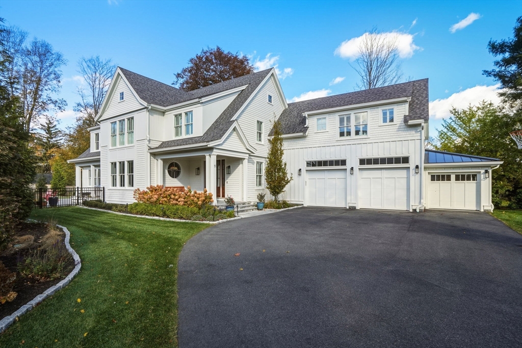 9 Pelham Road Lexington, MA 02421 - Photo 2 of 39