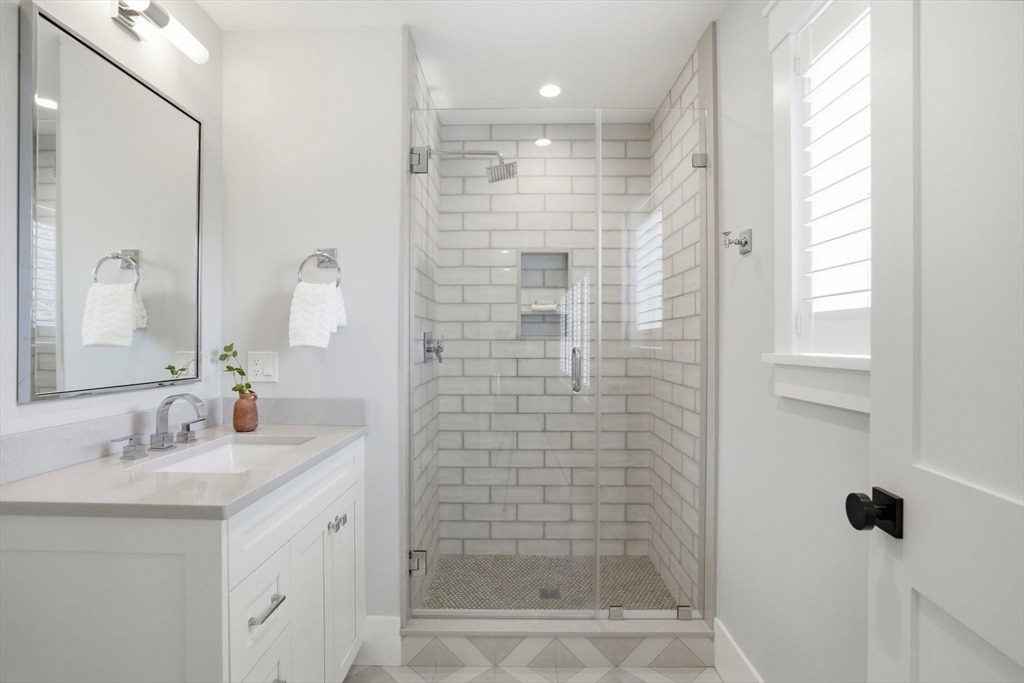 9 Pelham Road Lexington, MA 02421 - Photo 26 of 39