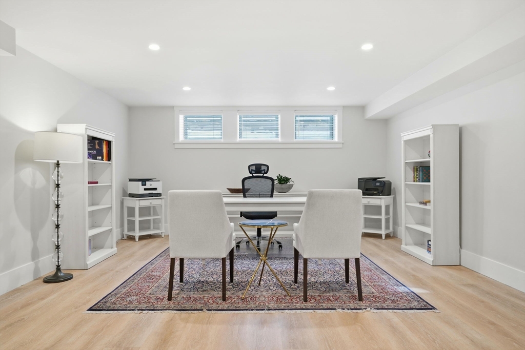 9 Pelham Road Lexington, MA 02421 - Photo 31 of 39