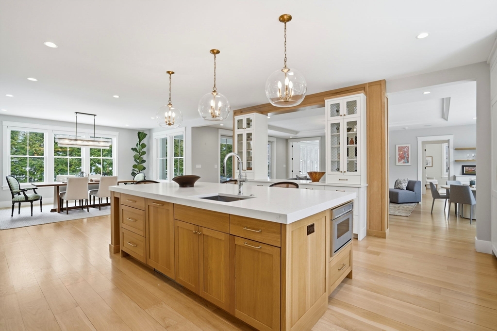 9 Pelham Road Lexington, MA 02421 - Photo 5 of 39