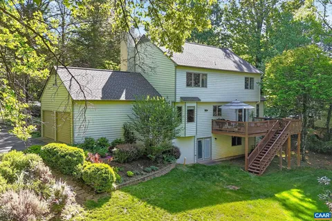 $879,900 | 446 Peacock Drive, Charlottesville, VA 22903
