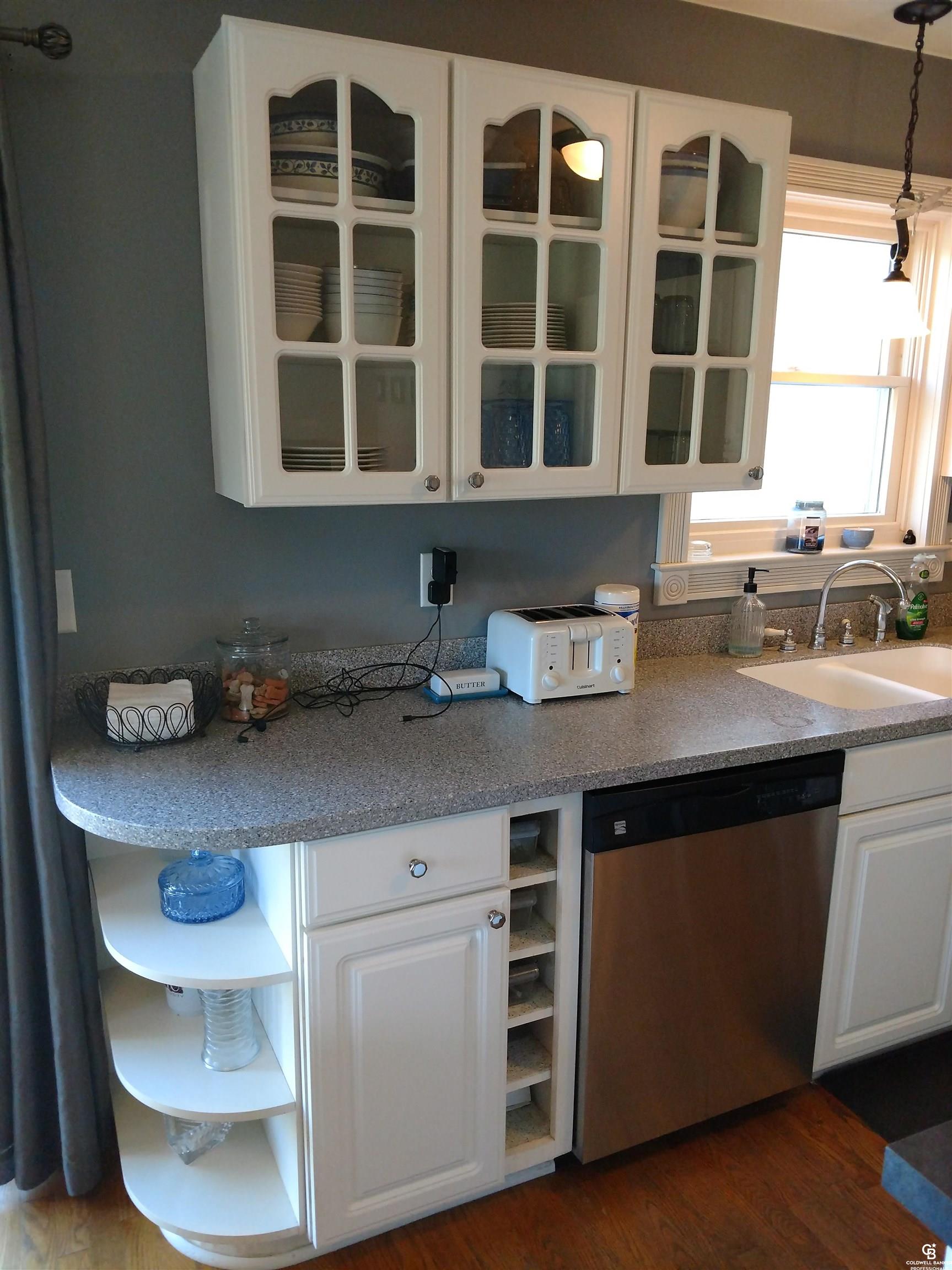 1710 East Cronk Road Owosso, MI 48867 - Photo 6 of 26 50090110-5.JPG
