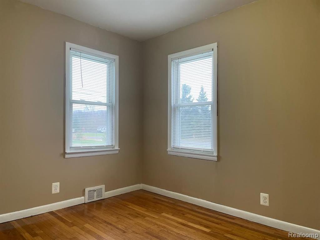 6637 Hitchingham Road Ypsilanti, MI 48197 - Photo 12 of 23
