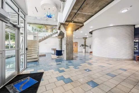 $649,900 | 106 West Seeboth Street, Unit 908, Milwaukee, WI 53204
