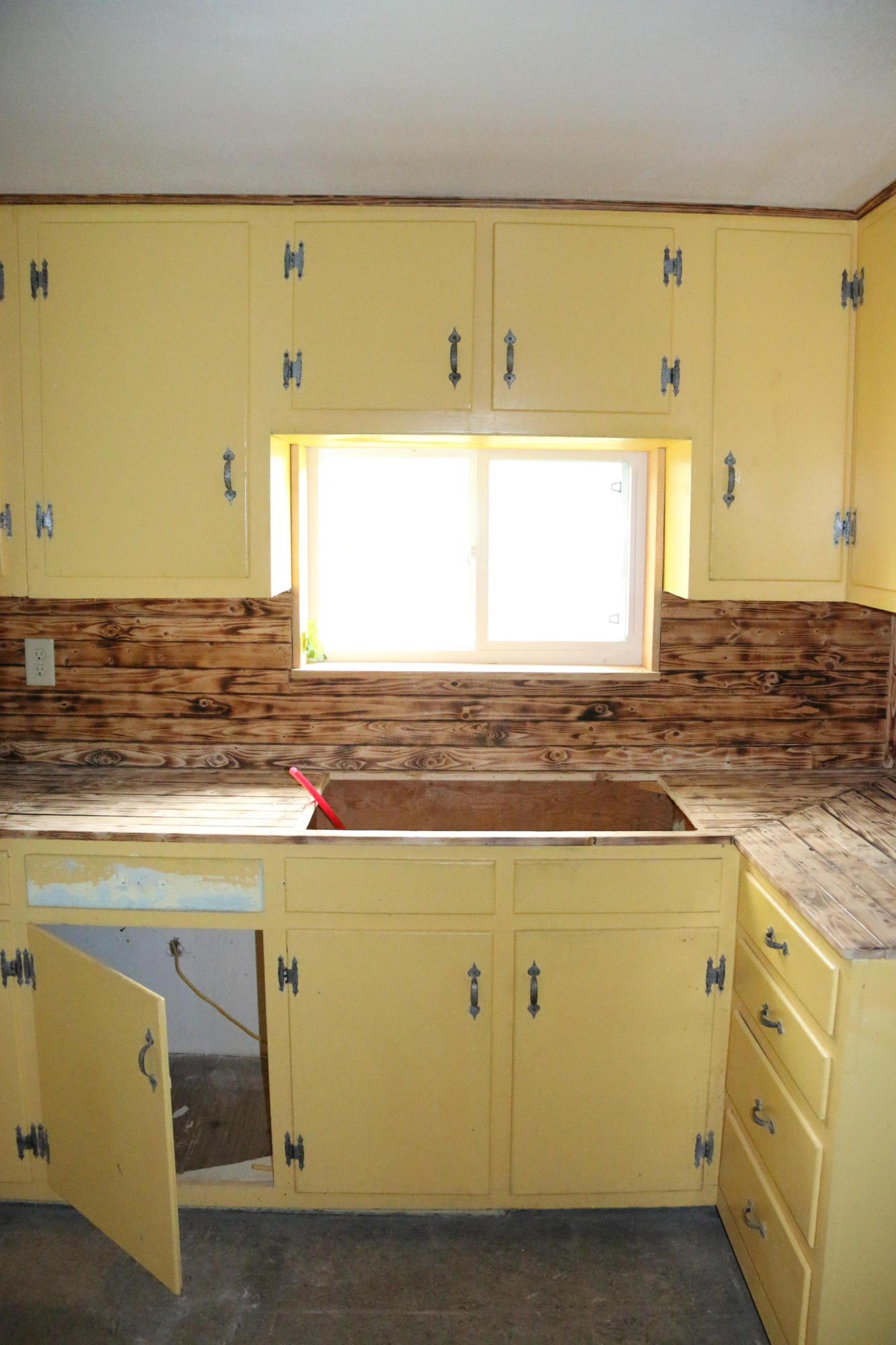 285 Dunn Road Tellico Plains, TN 37385 - Photo 11 of 40 Gallery Image 11