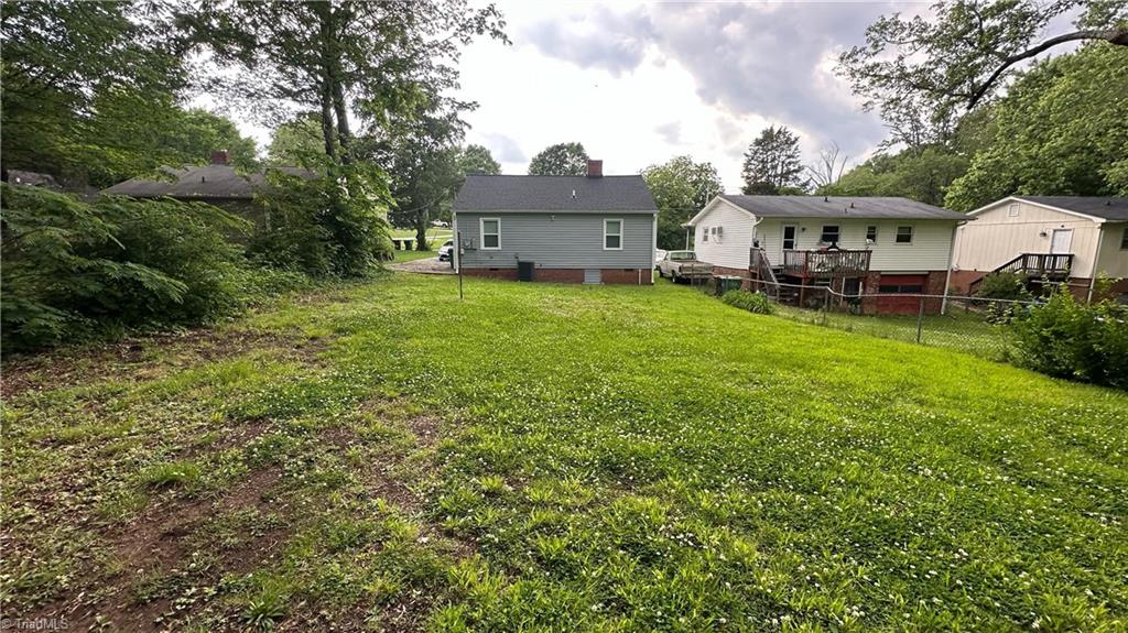 1004 Tabor Street High Point, NC 27262 - Photo 6 of 21 Gallery Image 6