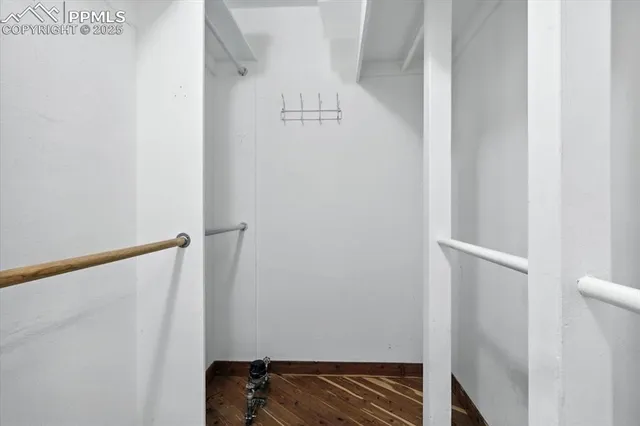 a view of walk in closet