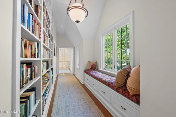 $10,995,000 | 30 E Road, Alford, MA 01266