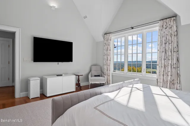 $13,500,000 | 30 E Road, Alford, MA 01266