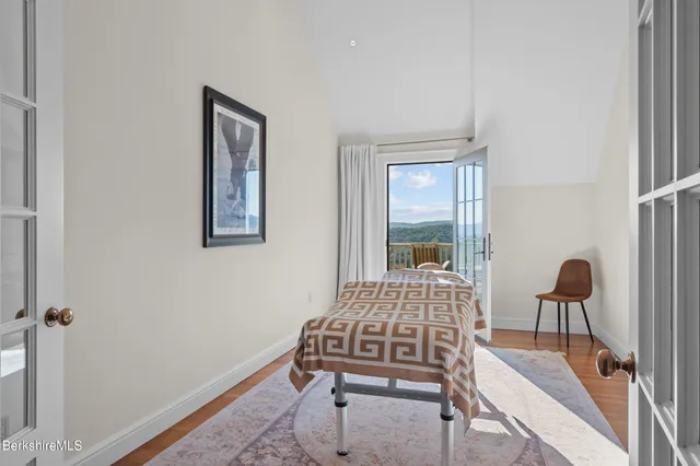 $13,500,000 | 30 E Road, Alford, MA 01266