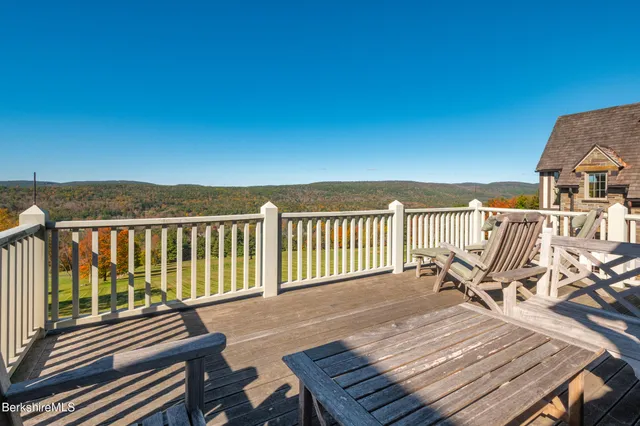 $13,500,000 | 30 E Road, Alford, MA 01266