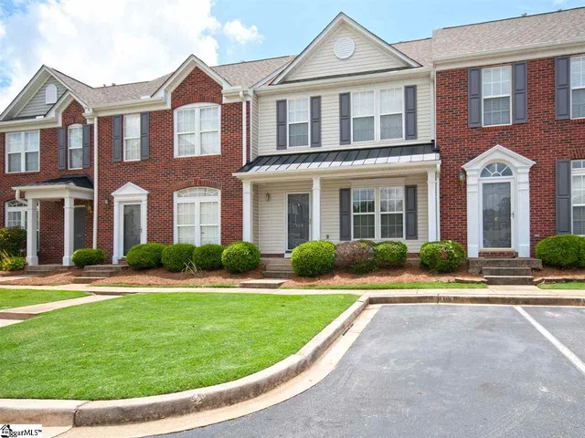 $1,750 | 163 Spring Crossing Circle, Greer, SC 29650