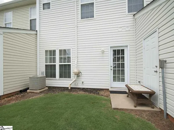 $1,650 | 163 Spring Crossing Circle, Greer, SC 29650