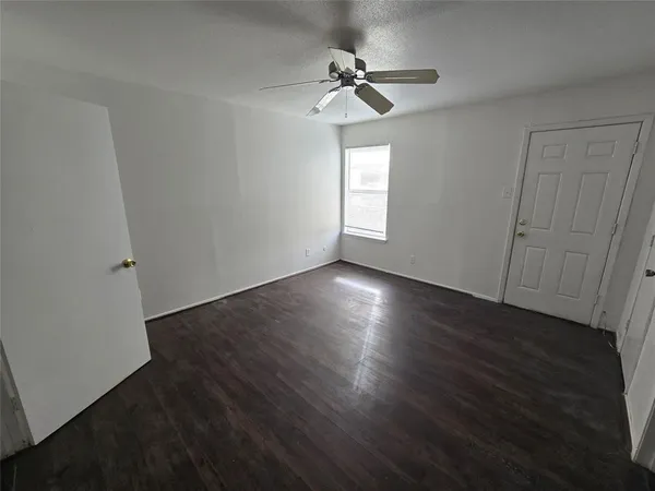 $1,290 | 7030 Fair Oaks Avenue, Unit 108, Dallas, TX 75231