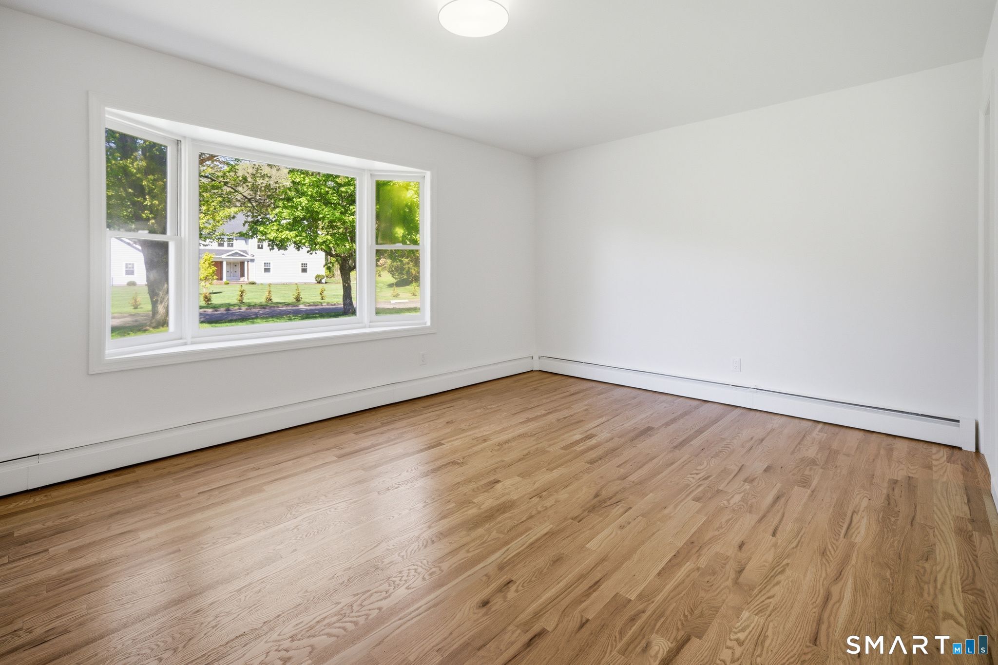 5 Betmarlea Road Norwalk, CT 06850 - Photo 18 of 33 2 main level ensuite bdr's