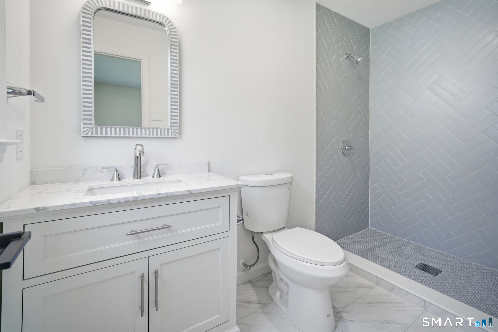 5 Betmarlea Road Norwalk, CT 06850 - Photo 19 of 33 Full bathroom main level