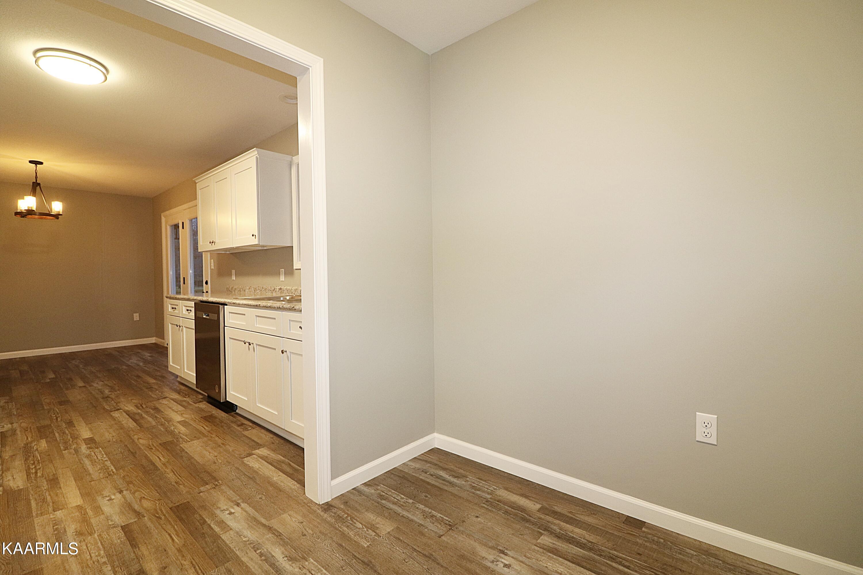 1135 Toomey Fls Road Oneida, TN 37841 - Photo 14 of 31 094A2488