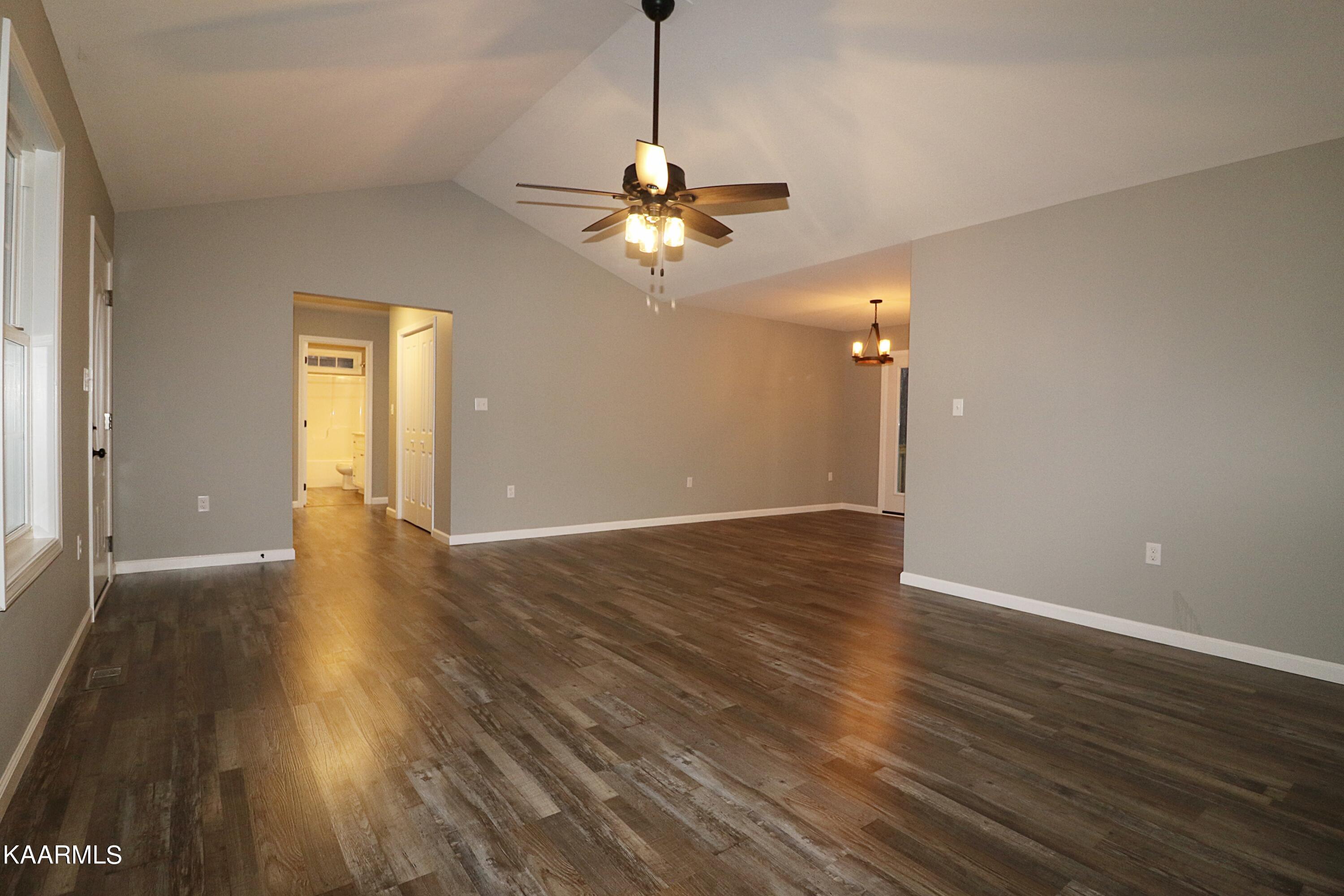 1135 Toomey Fls Road Oneida, TN 37841 - Photo 5 of 31 094A2481